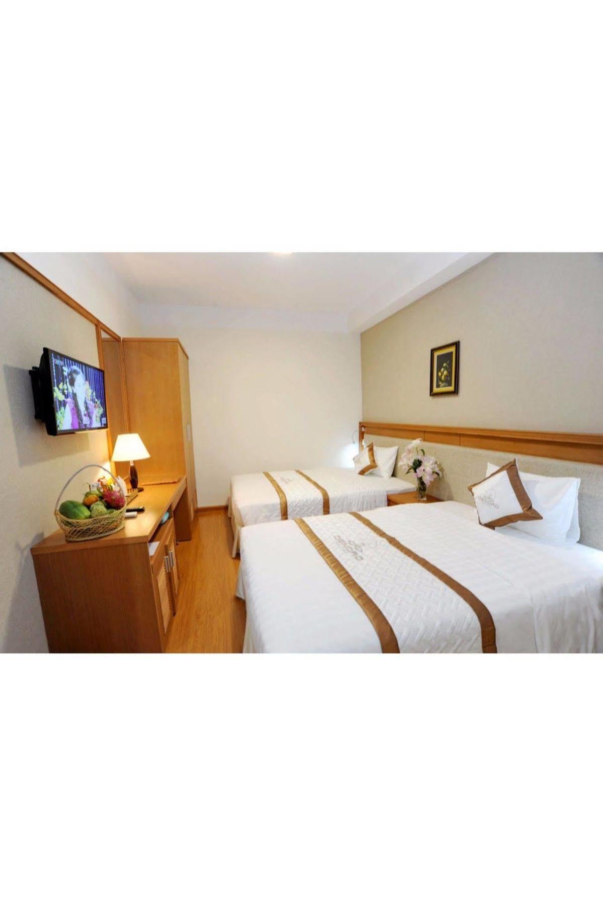 Dendro Beachfront Hotel Nha Trang Exterior foto