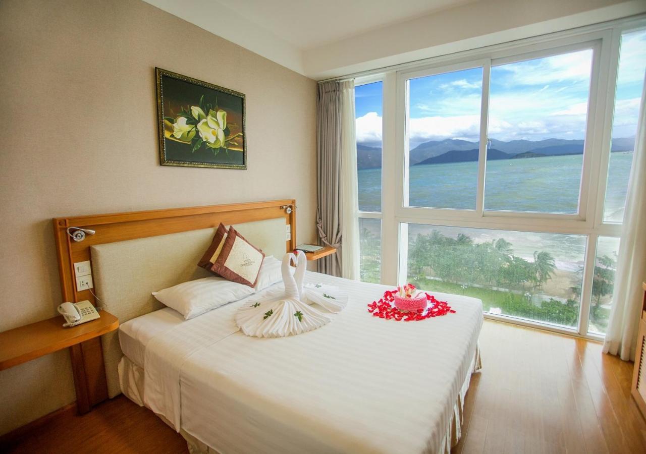 Dendro Beachfront Hotel Nha Trang Exterior foto