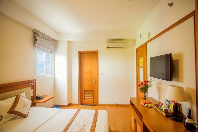 Dendro Beachfront Hotel Nha Trang Exterior foto